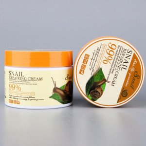 MOISTURIZING SNAIL CREAM